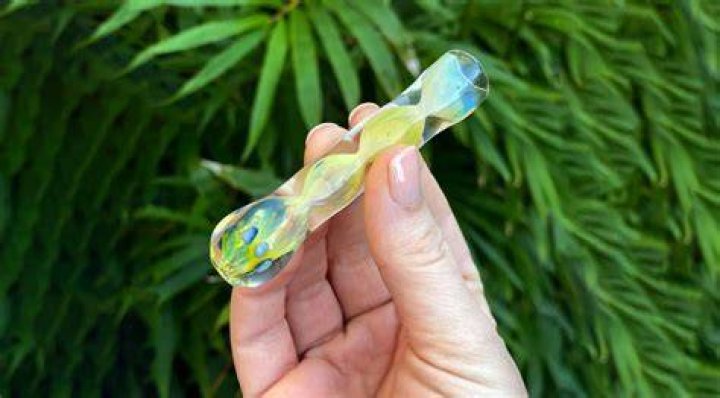 Are chillums better than bowls?