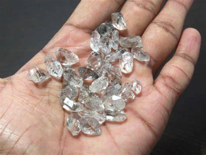 Can white diamond be Poofed?