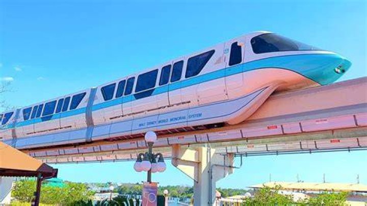 Can you ride the monorail from Epcot to contemporary?