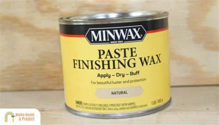 Does Minwax finishing wax yellow?