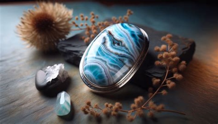 How can you tell if a raw gemstone is real?