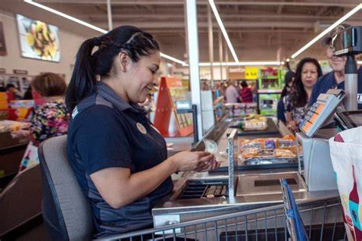 Is Aldi cashier hard?