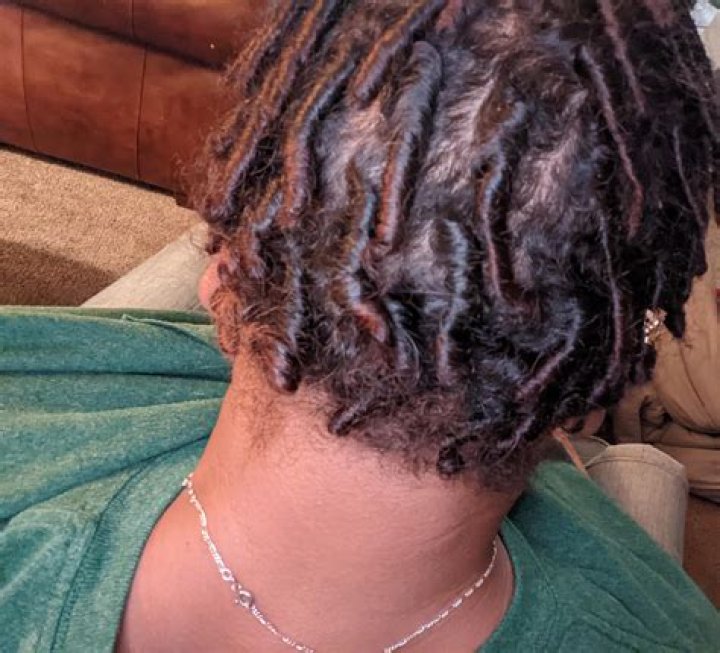 Should I wear a bonnet with locs?