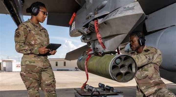 What benefits do you get after 20 years in the Air Force?