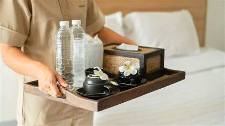 What can you legally take from a hotel room?