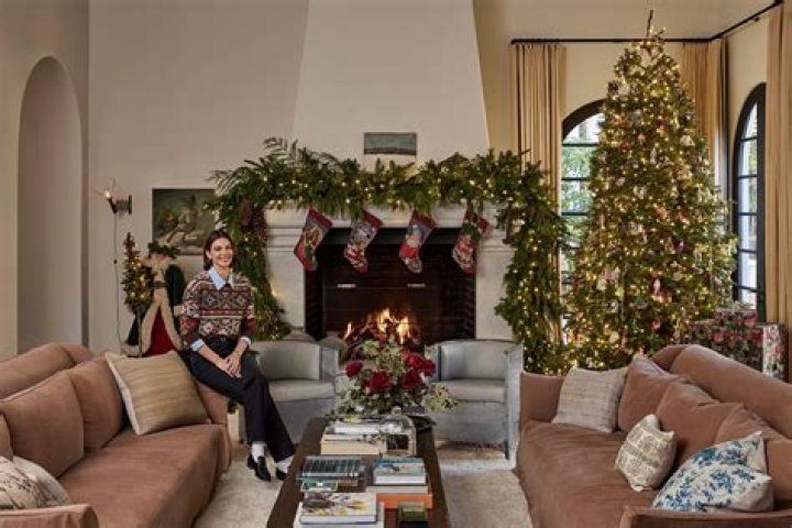 Where did Kendall Jenner get her couch?