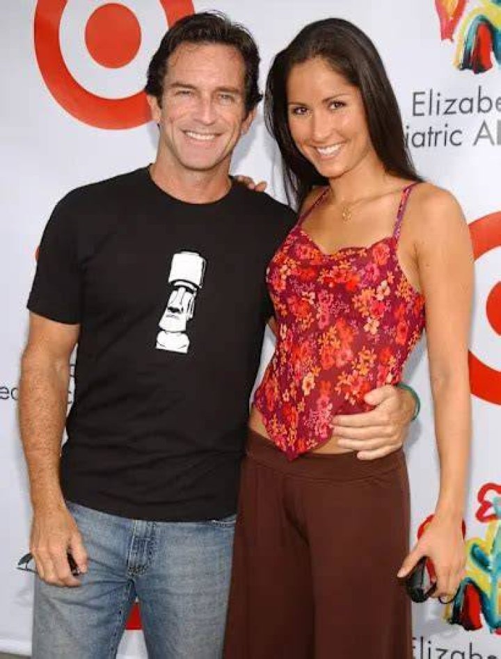 Which Survivor Did Jeff Probst date?